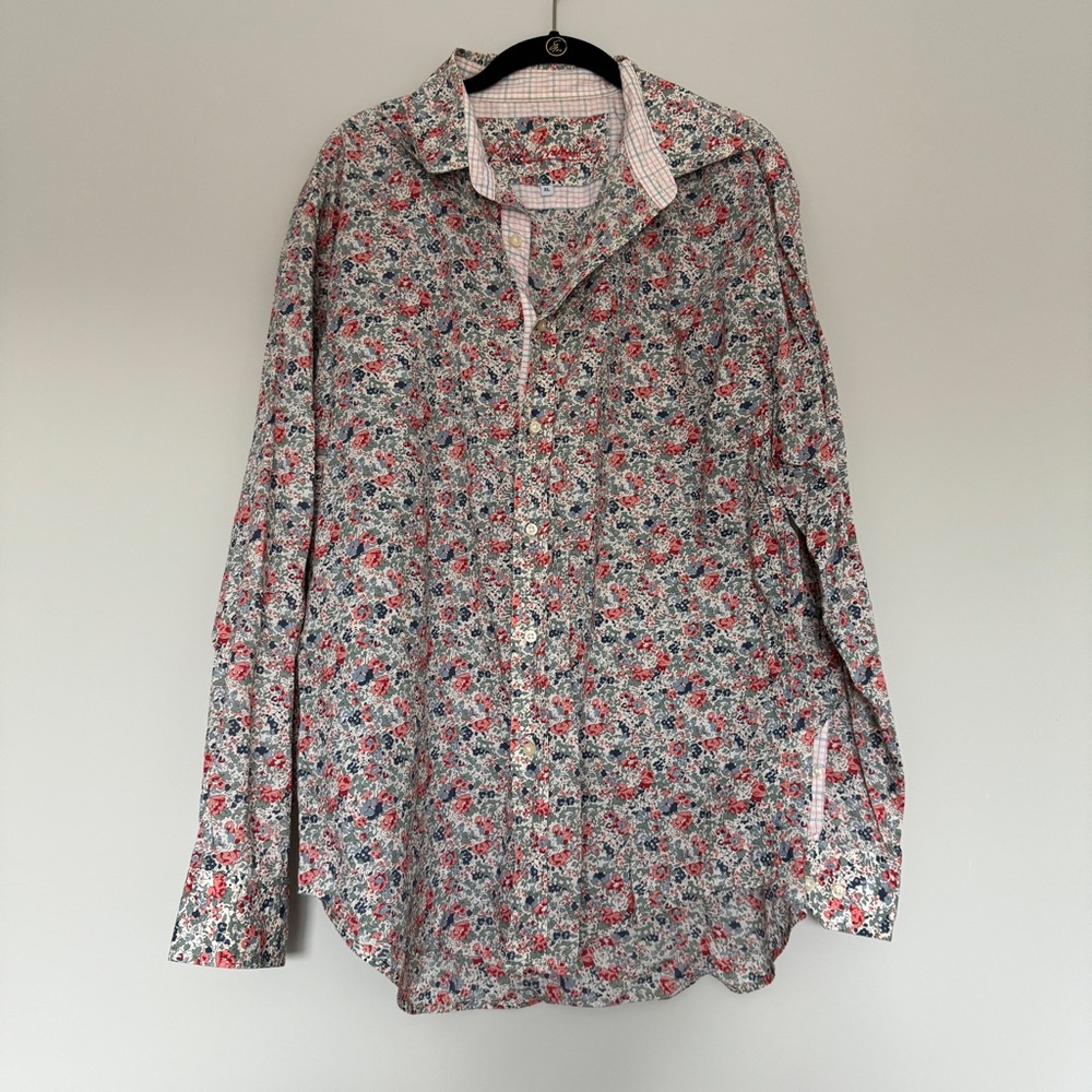 Robert Graham Men’s Button Up Floral Shirt
